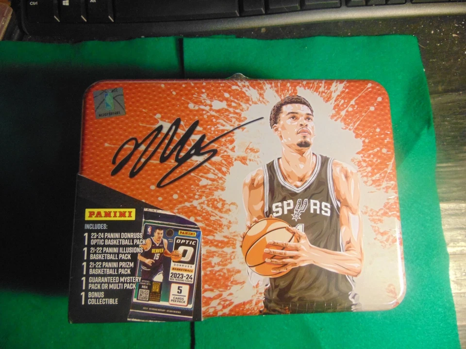 2023-24 Panini Victor Wembanyama Lunchbox Value Box 2021-22 & 23-24 Packs