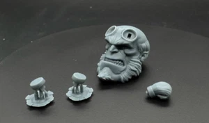1/12 Hellboy JL One Eye Ver (1000toys size) - Picture 1 of 3