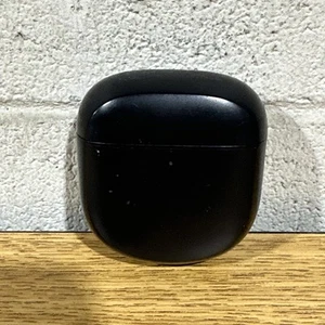 BOSE QuietComfort II Earbuds Charging CASE ONLY Triple Black -435911 - Picture 1 of 7
