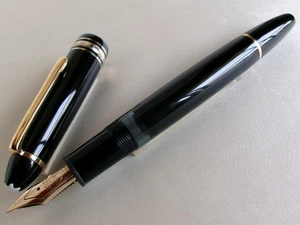 Montblanc Meisterstuck 146 Le Grand Fountain Pen 14K Nib 1980's - Picture 1 of 13