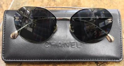 Gafas de sol Chanel 4272-T Titanio con estuche - Talla 140 •¡Envío gratuito!!!• Foto 1 de 4