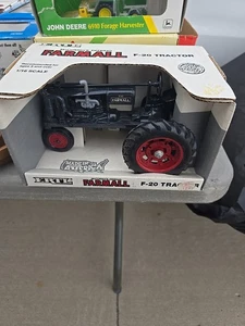 ERTL McCormick-Deering Farmall 1/16 Scale F-20 Diecast Tractor New With Box - Picture 1 of 5