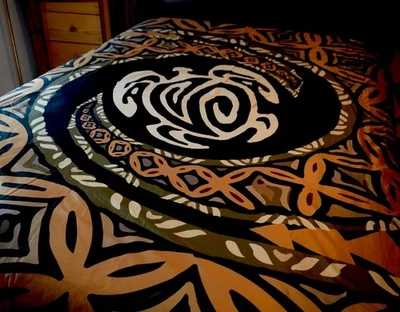 Funda Nórdica Queen Tribal Tortuga Marina en Tierra Tono Marrón, Tostado, Verde y Negro Foto 1 de 4