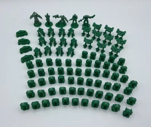 2001 RISK 2210 A.D. Replacement Parts - Green Pieces - Armies; Stations; Command - Picture 1 of 8