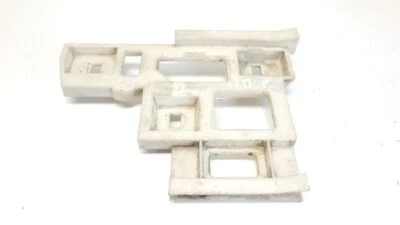 Volvo S70  V70  V70 XC 1998 Halterung Stoßstange Stoßfänger vorne UST86313 - Изображение 1 из 3