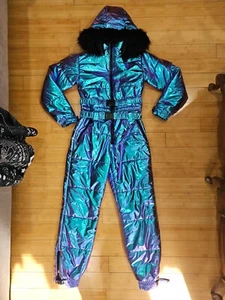 Dolls Kill Club Exx Aurora Beam Holographic Blue Purple Black Fur Snowsuit M NWT - Picture 1 of 16