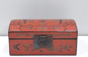 Chinese Antique Lacquer Storage Box - Picture 1 of 6