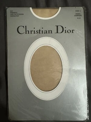 Meias de renda românticas Christian Dior - Imagem 1 de 2