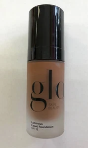 Glo skin beauty Liquid Luminous Foundation SPF18 MOCHA, Retail $58 Fast Shipping - Picture 1 of 3