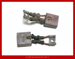 2x Charcoals Brushes Starter Motor 12x25x26 MM Auto Parts D Old - Picture 1 of 1