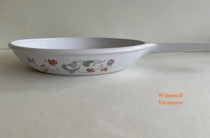 VINTAGE PYREX SWEET PEA FRYING PAN SKILLET - GREAT CONDITION - Picture 1 of 6
