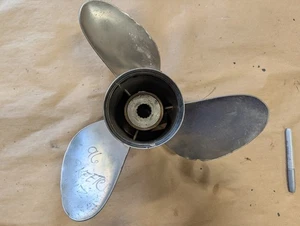 Yamaha 14 1/2 X 25 - M2 Stainless Prop Propeller Right Hand Rotation - Bild 1 von 9