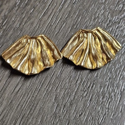 复古 Bluette Goldtone 荷叶边鞋夹 法国制造 — 第 1/4 张图片