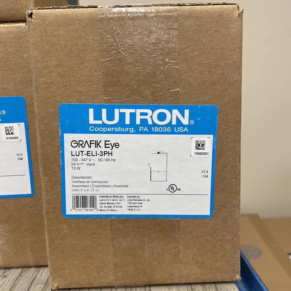 Управление аварийным освещением Lutron LUT-ELI-3PH Grafik Eye 100-347 В переменного тока 10 Вт 24 В постоянного тока - Изображение 1 из 3