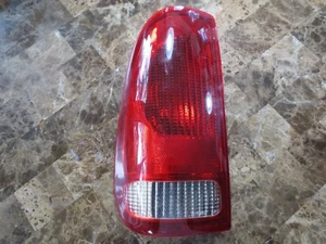 99 thru 07 Ford Super Duty F250 F350 LEFT -- Tail Lamp Light - Picture 1 of 10