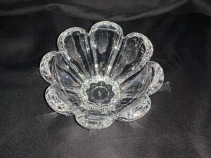 Mikasa Lead Crystal Zinnia Bowl Candy/Nut/Jewelry Dish - Picture 1 of 14