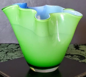 Gorgeous Designs- Medium Ruffled Vase Blown Green Glass Lined-w-Blue Cased Fine - Picture 1 of 12