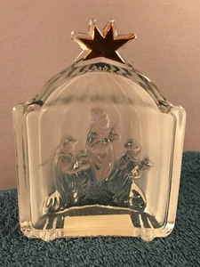 Mikasa Golden Stars Figurine Three Kings embossed on manger with star MAX5758 - Bild 1 von 8
