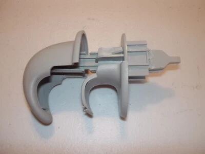 Gancho trasero para ropa MOPAR DODGE RAM 1500 CABINA CUÁDRUPLE FABRICANTE DE EQUIPOS ORIGINALES USADO 2002-2004 Foto 1 de 3