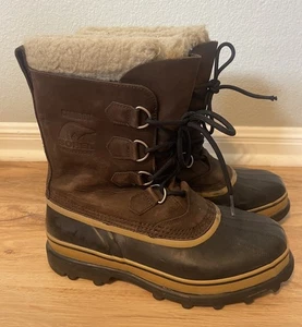 Sorel Herren Größe 9 Karibu Winter Schnee Stiefel Wollfutter Wasserdicht Braun Schwarz - Bild 1 von 7