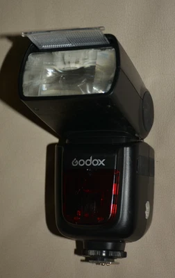 GODOX V860 II C  Flash for NIKON  CANON - Image 1 of 3
