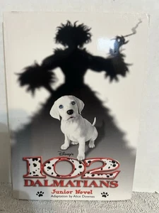 102 Dalmatians Paperback Disney Junior Novel Adaptation By Alice Downes￼ - Imagen 1 de 3