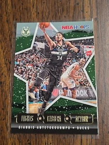 2020-21 Hoops Lights Camera Action #23 Giannis Antetokounmpo Bucks - Picture 1 of 2