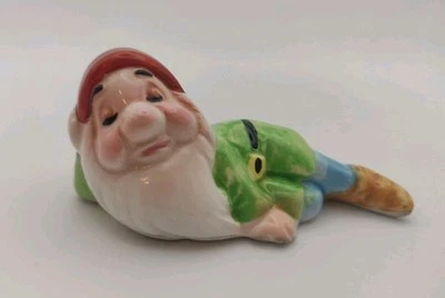 Vintage Walt Disney Ceramic Sleepy Figure Snow White And The Seven Dwarves Japan - Image 1 of 4