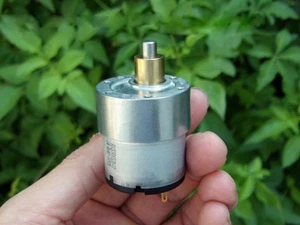 1 pieza GB37-520 DC12V-24V 825 rpm-1600 rpm 37 mm caja de cambios motor de reducción de velocidad - Imagen 1 de 12