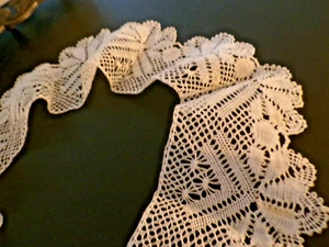 Linge ancien 1 bande de dentelle ecrue    ( réf 42 ) - Picture 1 of 3