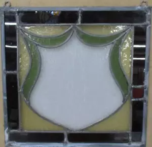 VECCHIA VETRATA INGLESE Senza cornice con Ganci Gratty Shield 12,75"" x 12,75" - Foto 1 di 2