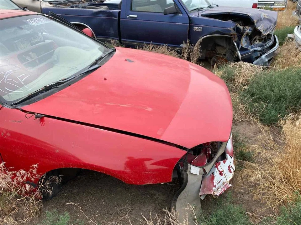 Cilindro maestro de freno usado se adapta a: Honda Del Sol 1993 grado A Foto 1 de 4