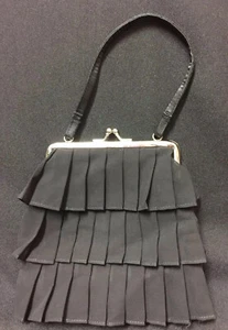 Cartera de noche plisada al hombro negro vintage NUEVA nunca usada - Imagen 1 de 3