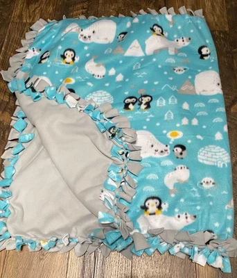 Manta gruesa de lana pequeña Penguins Polar Bear Foto 1 de 2