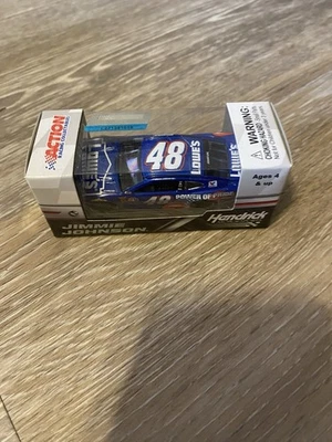 Jimmie Johnson Last Lowes Power of Pride 2018 con Ally Action coche escala 1:64 Foto 1 de 2