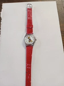 Vintage Minnie Mouse Ladies Wrist Watch Red Band Wind Up Disney Lorus - Picture 1 of 6