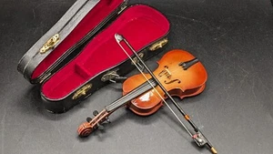 Replica Miniature (7") Vintage 1960s Wooden Violin With Bow In Hard Case - Picture 1 of 16