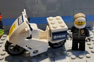 LEGO Minifigure - City Police Officer With Leather Jacket & Motorcycle - Image 1 of 4