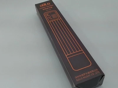 Herramienta de práctica de guitarra de bolsillo de 6 cuerdas con pantalla marrón Foto 1 de 3