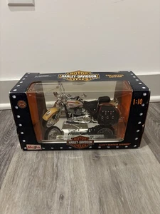 Maisto Harley Davidson 1:10 Scale FLSTS Heritage Springer 31605 Open Box - Picture 1 of 7