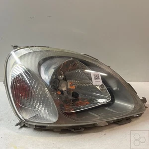 phare droit TOYOTA YARIS 1.3 16V JPP Ber. 1999-2005 ade238 - Picture 1 of 4
