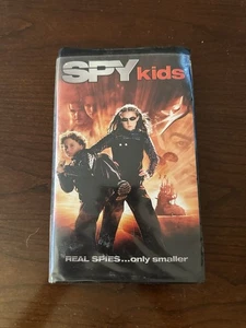 Spy Kids VHS - Picture 1 of 5