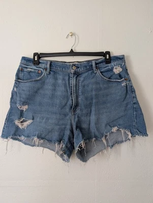 Denim corto de tiro alto desgastado Abercrombie & Fitch The Mom para mujer talla 33/16 Foto 1 de 4