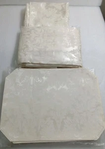 Ivory Coloured Polyester Cotton Tablecloth 60" ×120" With 10 Placemats/6 Napkins - Picture 1 of 6