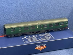BACHMANN OO GAUGE 34-504A BULLIED 63FT BSOK SEMI OPEN BRAKE COACH SR GREEN - Picture 1 of 10