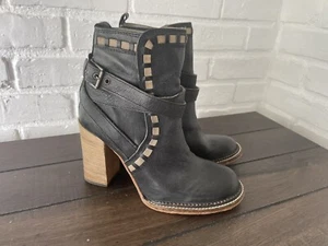 Free People Boots Size 37 Block Heel Buckle Charcoal Dark Gray Bootie Leather - Picture 1 of 18