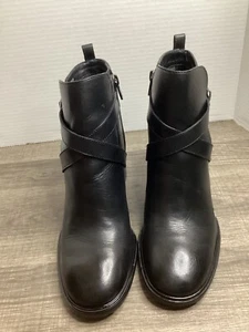 Antonio Melani Women's Size 8.5M Black Leather Zip Up Ankle Boots - Picture 1 of 10