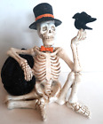 Grasslands Road resin skeleton top hat pumpkin lights up 5.5" x 5.5"