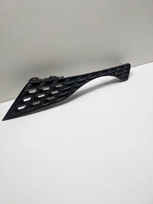 REJILLA PARACHOQUES DELANTERO IZQUIERDO N/S/F NISSAN JUKE MK1 2014-2018 62075BV80A GENUINA Foto 1 de 4