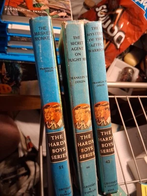 Lot Of 6 Hardy Boys Franklin Dixon Hardcover Book Lot - Image 1 of 4